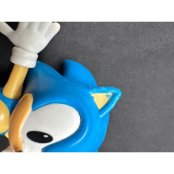 Vintage SEGA Sonic The Hedgehog Figure 3" Collectible Toy By Jakks Pacific Cake - Picture 6 of 7